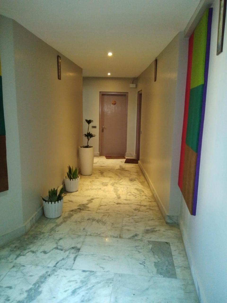 Hotel Pine Kohima Buitenkant foto